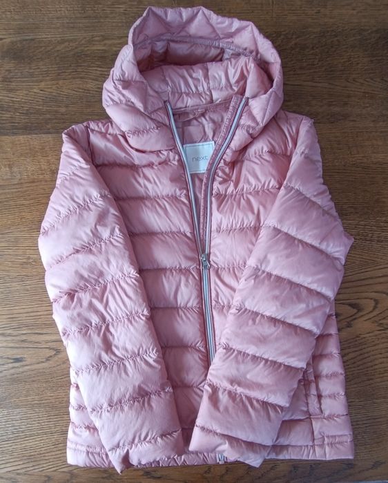 Продам куртку дитячу.