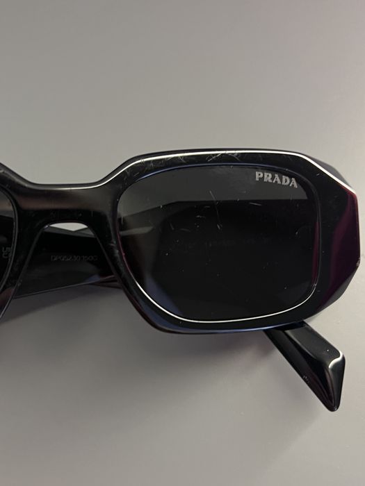 Сонцезахисні окуляри prada dark grey
