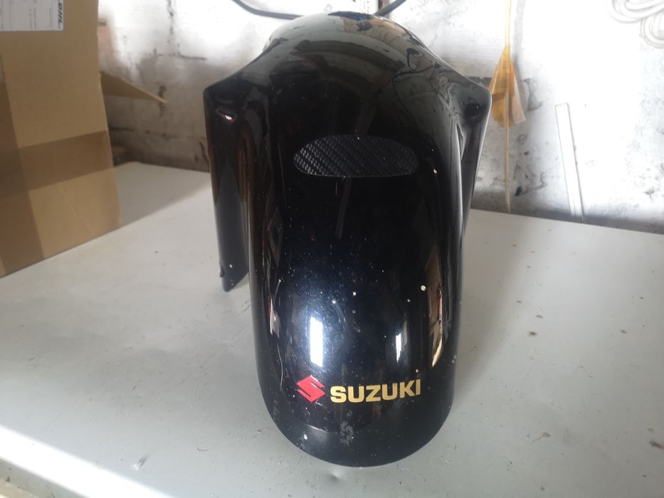 Guarda lamas dianteiro oriunda GSXR 96'97'98'