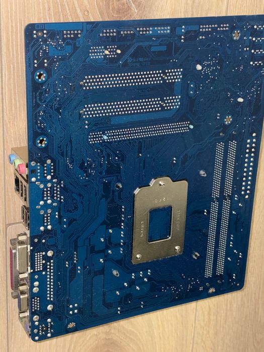 Płyta Gigabyte GA-H61M-S2PV + procesor  Intel(R) Core(TM) i5-3570