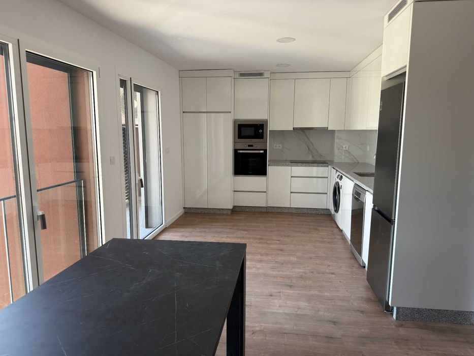 Apartamento T4 Novo