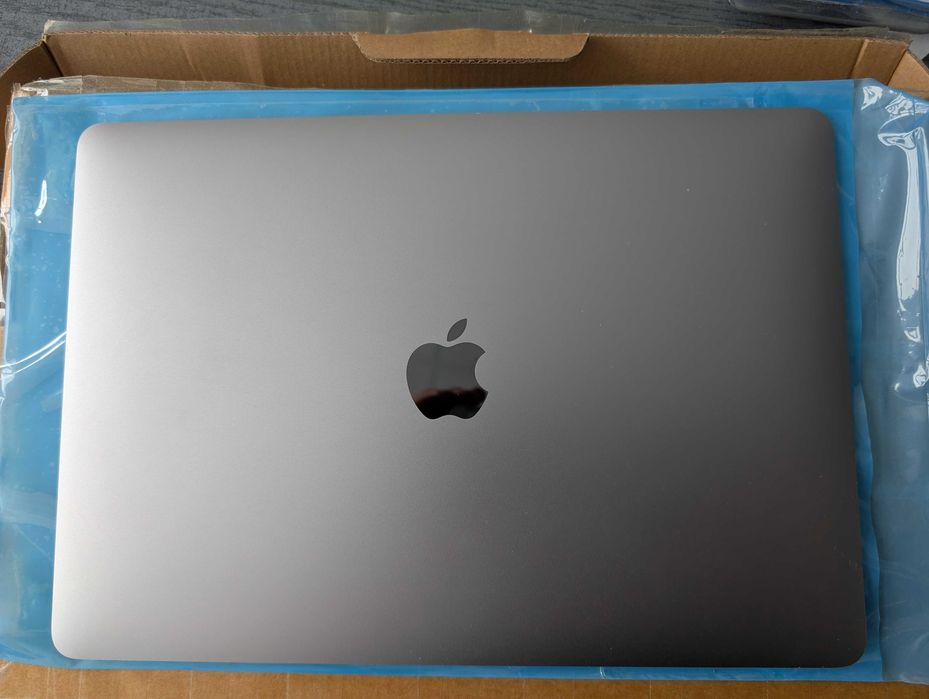 Pokrywa skrzydło laptopa, LCD A2337.