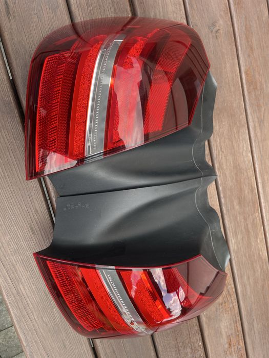 Oryginalne tylne lampy Mercedes-Benz GLC 250  2019 r.