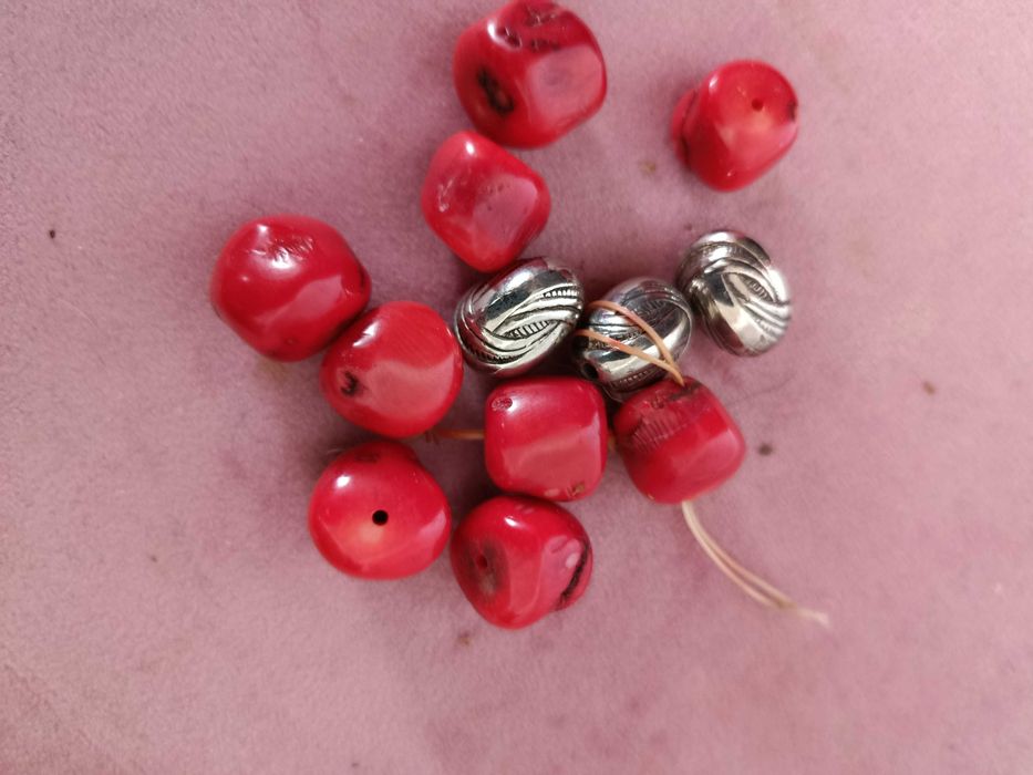 Бусины коралл натуральный