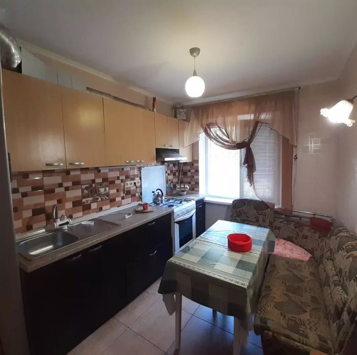 Продам 3к квартиру в центре