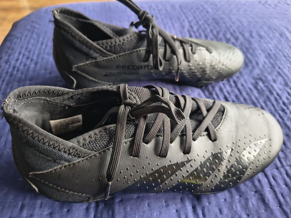 Korki Adidas Predator mało używane 37.5