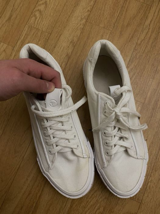 Кроссовки tamaris