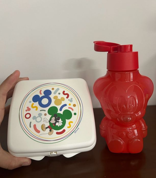 Sanduicheira / Lancheira + Garrafa Vermelha Mickey Tupperware