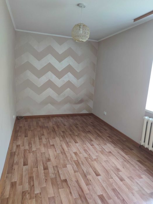 2 кімн. квартира з косметичним ремонтом в р-ні Шерстянки (С1)