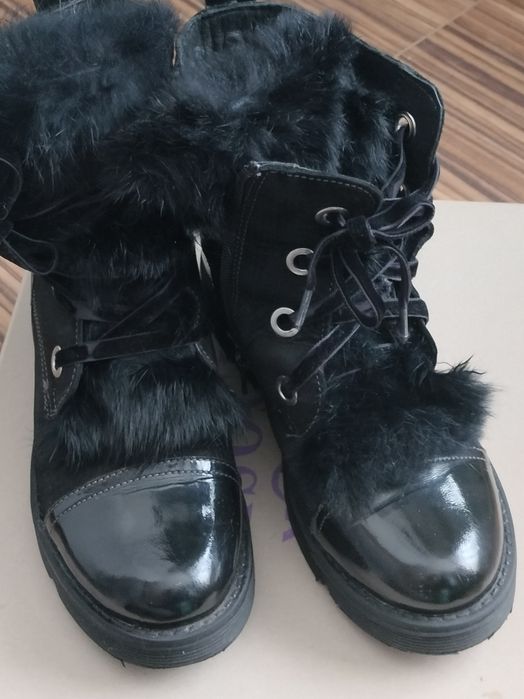 Botki  czarne skórzane Lasocki rozm. 35