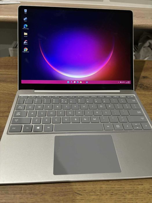 Microsoft Surface Laptop Go 8/256GB Dobroń Duży • OLX.pl