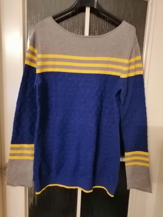 Sweterek damski nowy