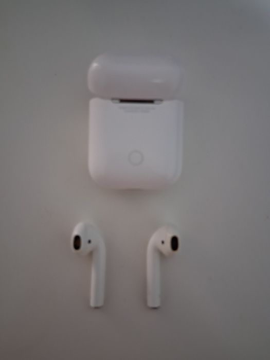 Airpods Apple em bom estado