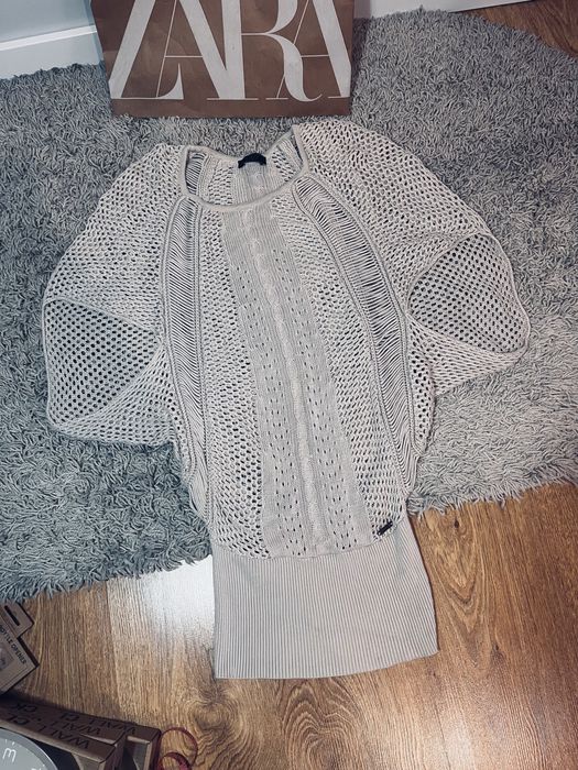 Bezowa narzutka damska guess xs