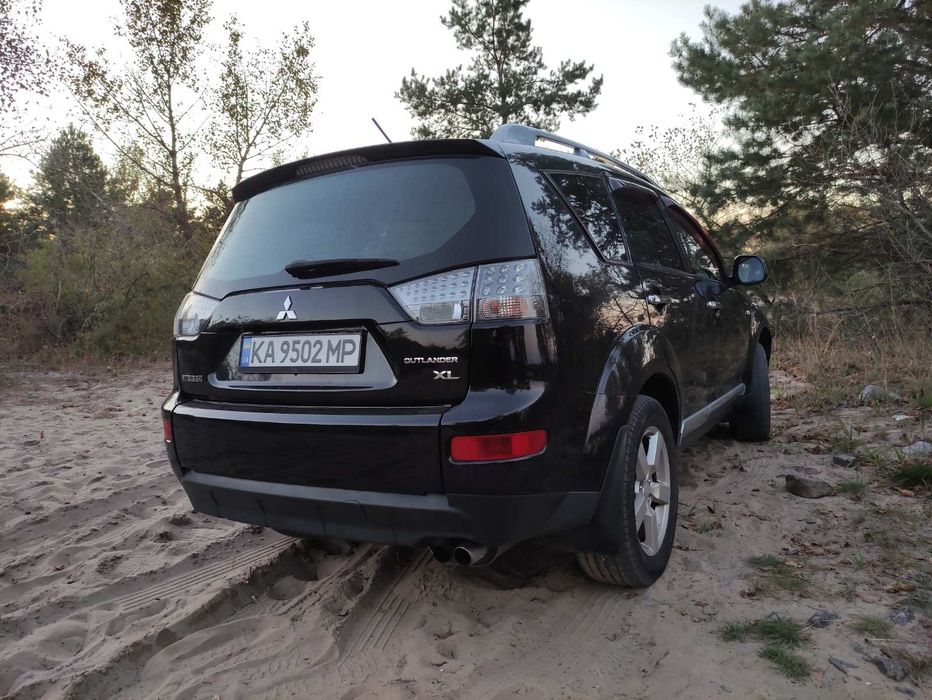 Продаж Mitsubishi Outlander XL
