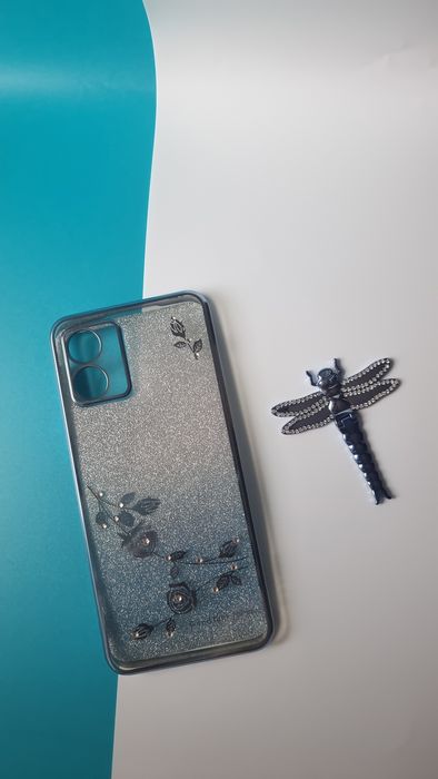 Etui YUEQIAN Glitter do telefonu Motorola Moto E13 4G