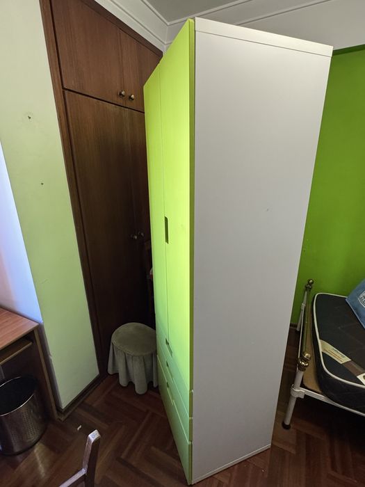 Roupeiro individual verde