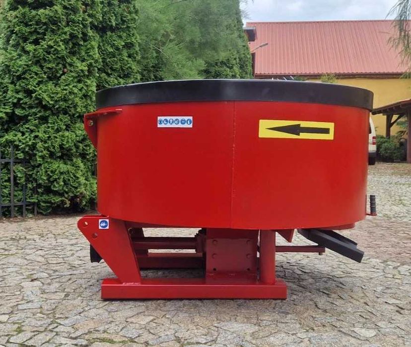 Mieszadło 1200L na wałek przekaźnika mocy ( WOM )- możliwość zakupu na raty :)