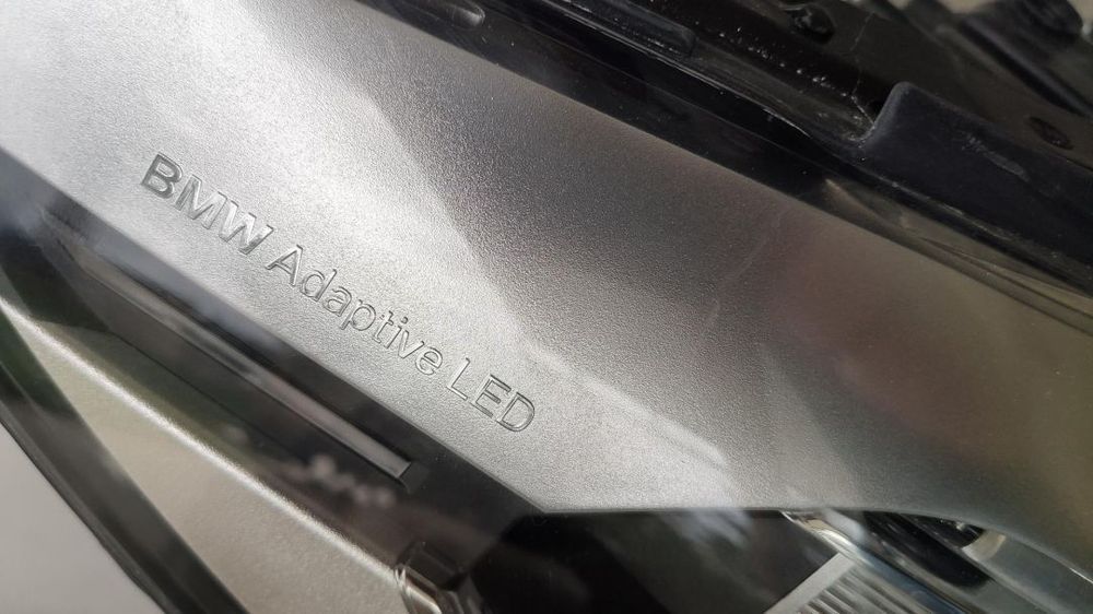 farol direito full Led Adaptativ BMW série 5 GT lci