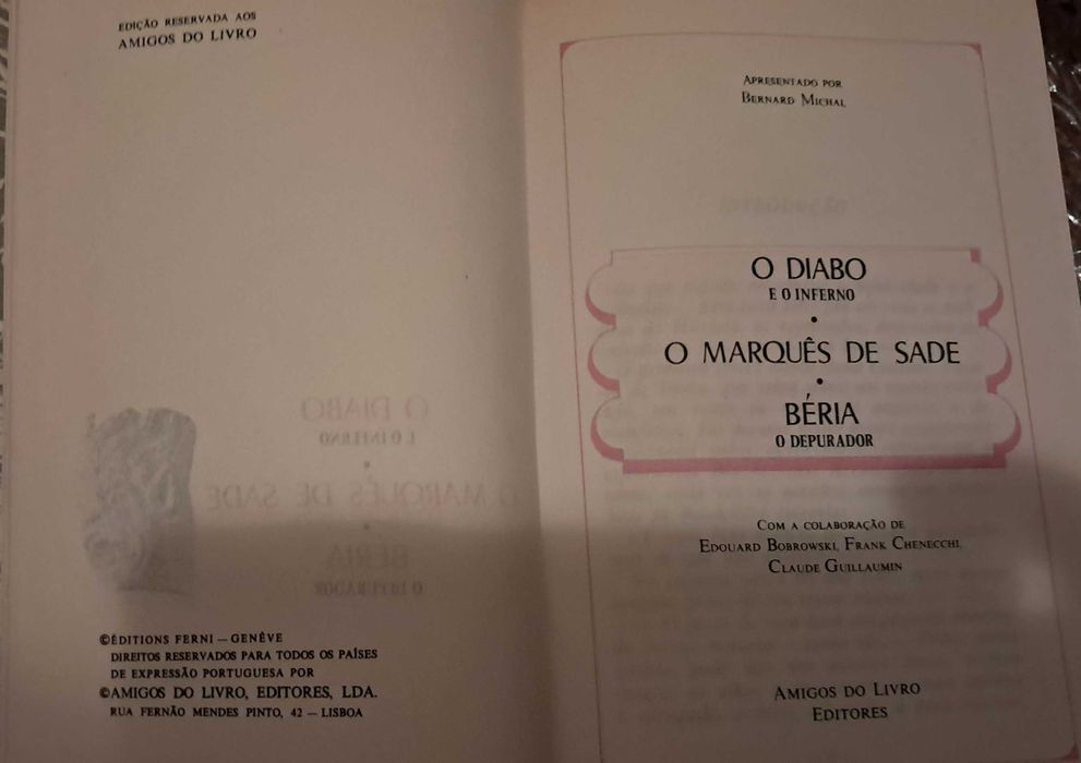 Colecção de 7  livros antigos " Os malditos"