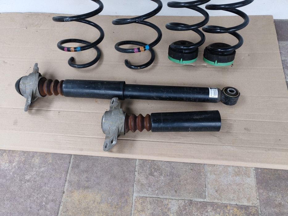 Пружини перед/зад Volkswagen jetta 6