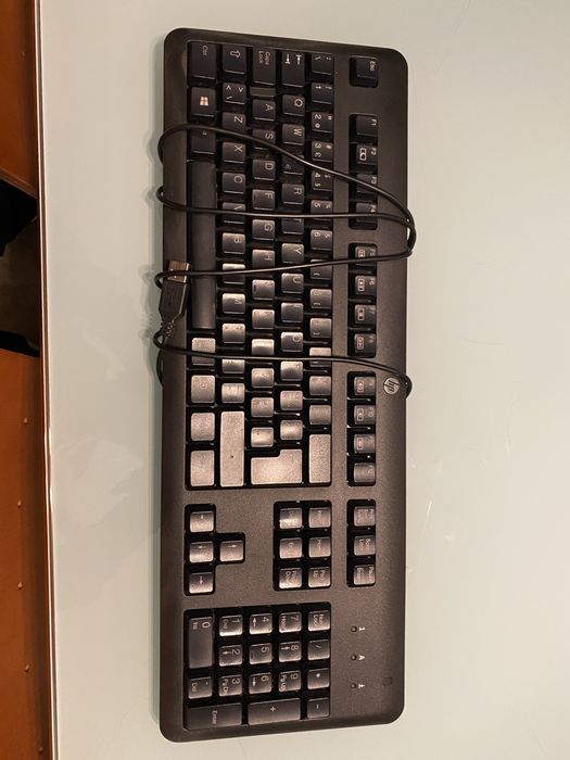 Teclados como novos e nunca usados