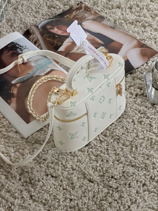 Сумка Сумка Louis Vuitton Vanity Chain Pouch