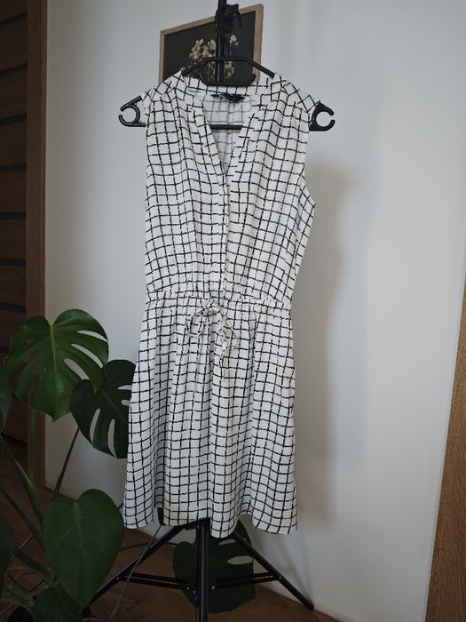 Sukienka kratka biało czarna boho casual S 36 News Look wiskoza