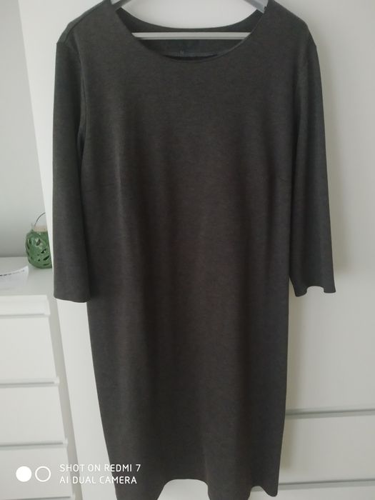Sukienka z dzianiny rozmiar 20