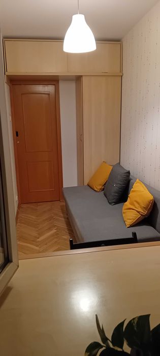 Pokój 1-os przy Metrze Pole Mokotowskie / SGH – 1600 zł z mediami! (Cicho, 2 pokoje)