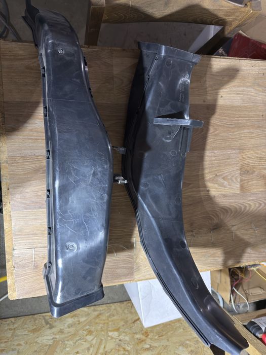 Porsche Комплект повітропроводів гальм 9J1807010 (RH), 9J1807009 (LH)