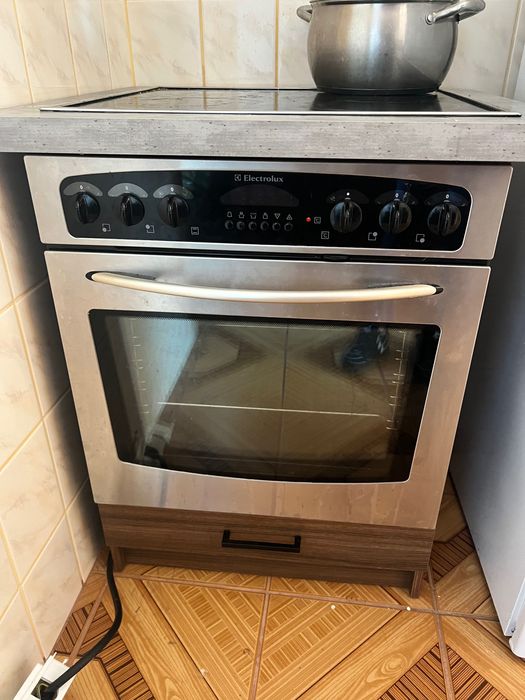 Piekarnik + płyta electrolux