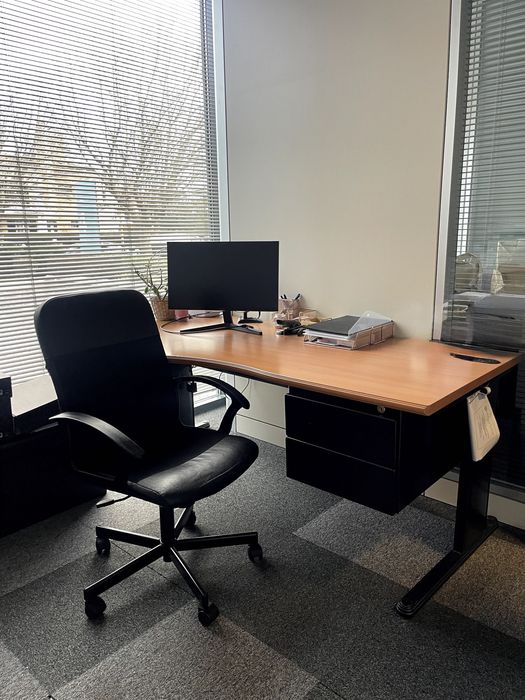 Pack Secretária de escritório + cadeira