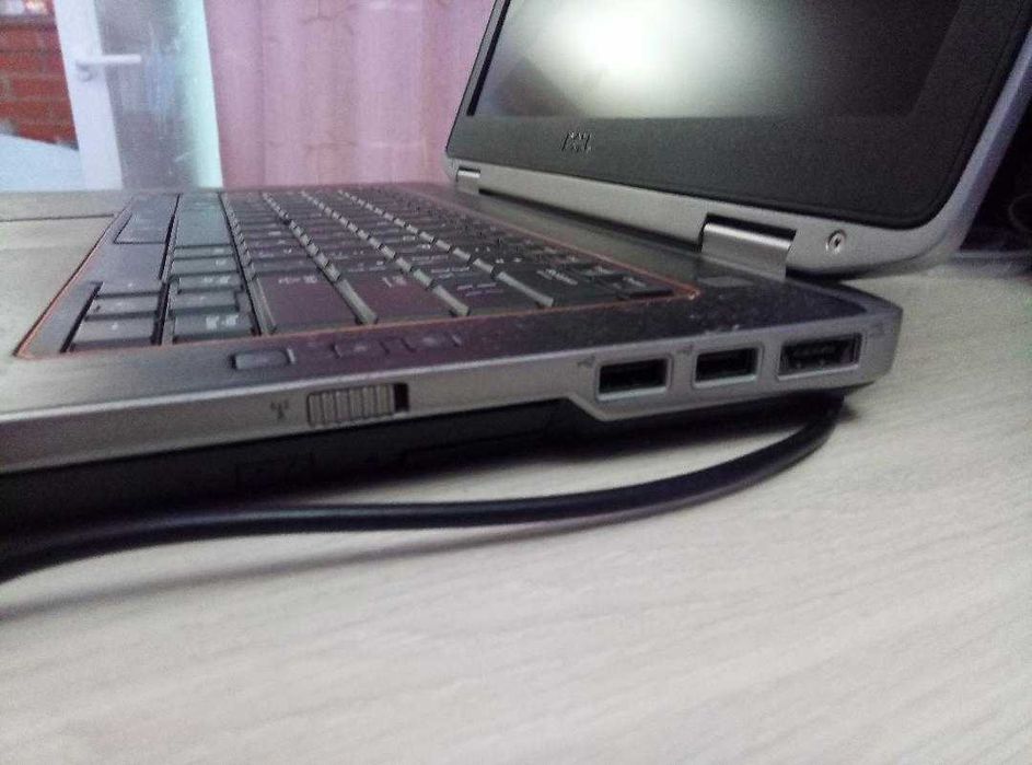 Рабочий ноут Dell