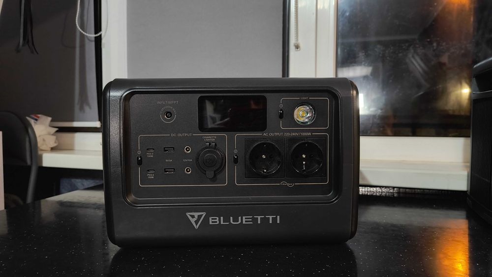 Зарядна Станція "Bluetti PowerOak EB70 / 1000 Вт/ 716 Вт⋅год/ LiFePO4"