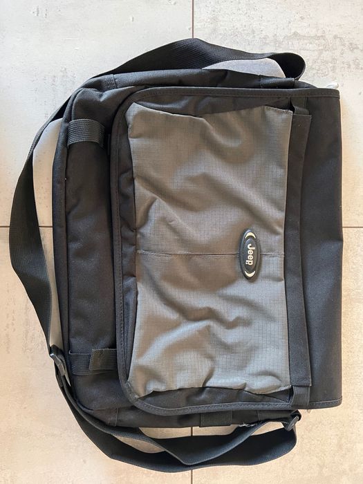 Jeep torba laptopa lekko używana