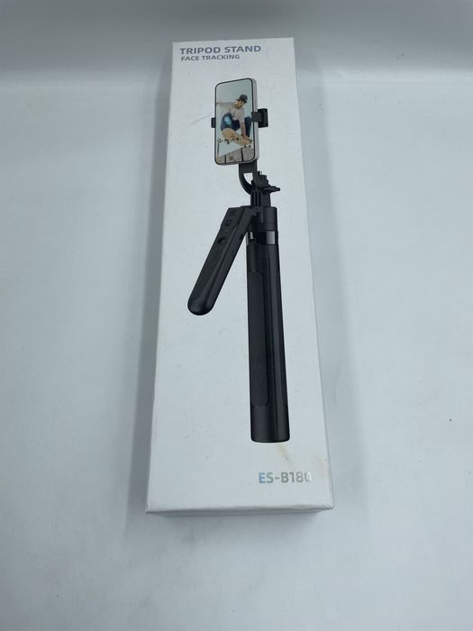 Statyw do telefonu / kijek do selfie z funkcją śledzenia twarzy.