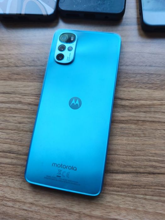 Smartfon Motorola g22