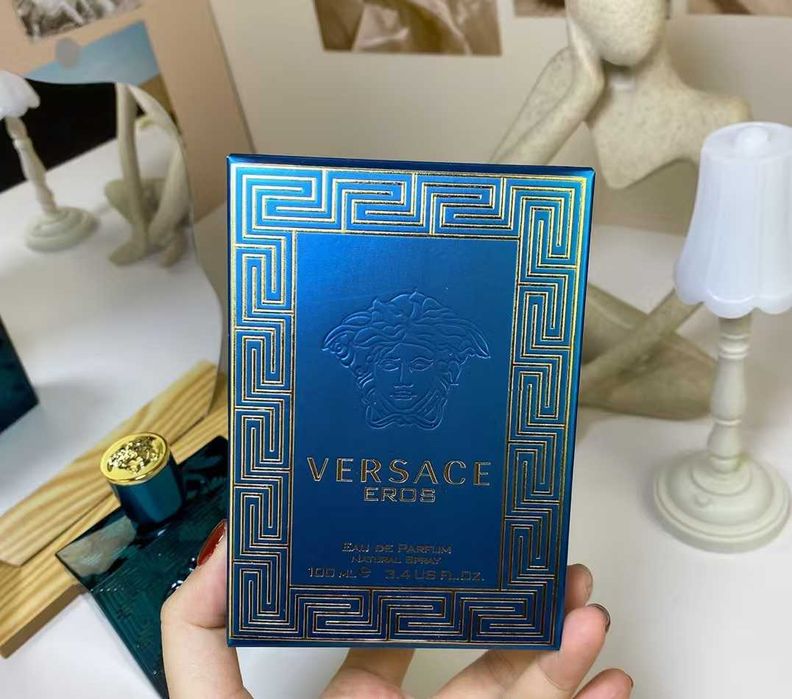Luksusowe Perfumy Versace Eros 100ml – Ikoniczny Design z Motywem Labiryntu