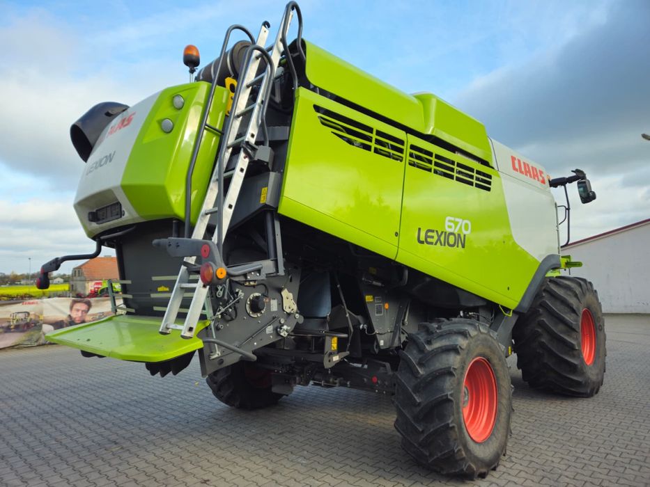 Claas Lexion 670 + V770 rok 2020
