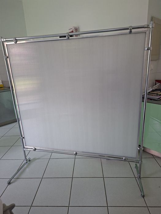 Parawan do gabinetu