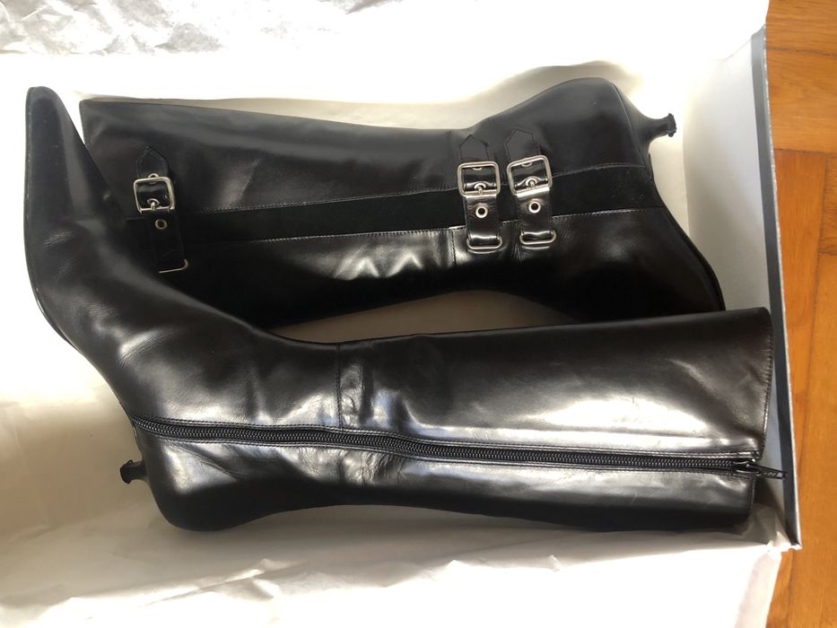 Botas pretas cano alto 37