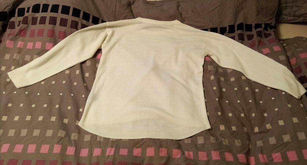 Sweter damski z dłuższym tyłem rozm M