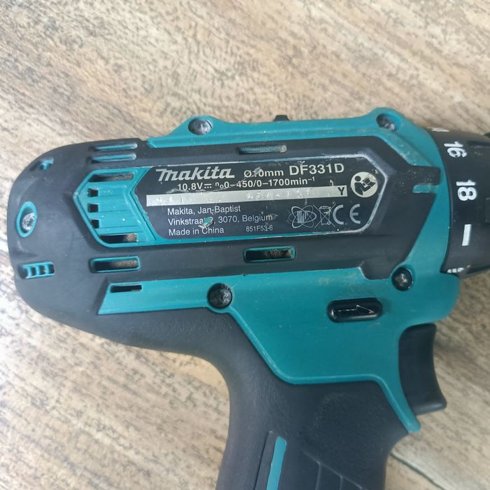 Makita Wkrętarka DF 331 D 10,8-12V