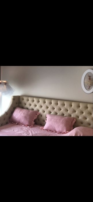 Cama de casal em ecopele