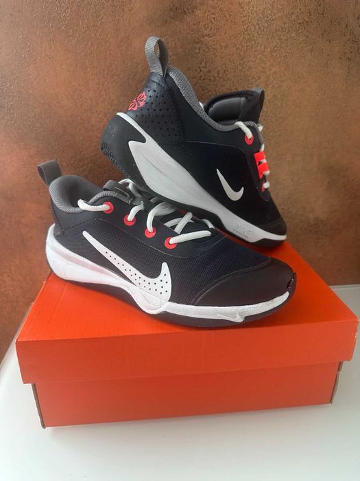 Кросівки Nike 38р