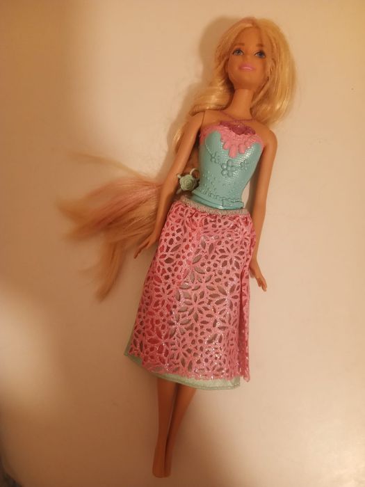 Boneca Barbie  Endless Hair Kingdom Dreamtopia Princess 2016
