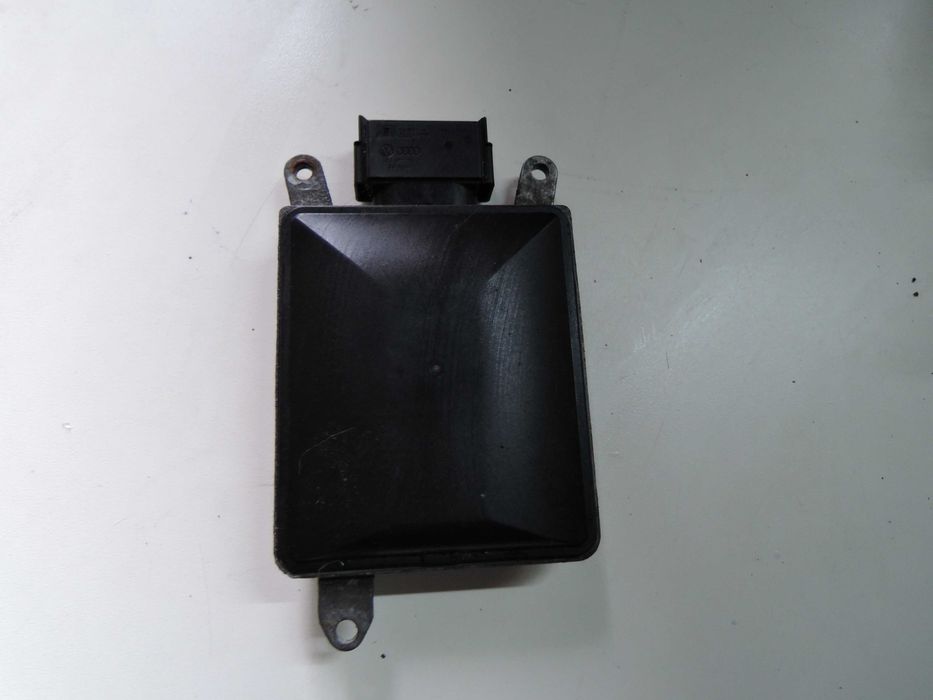 AUDI A6 C7 A7 Radar Asystent Zmiany Pasa Prawy DISTRONIC 4G0 907 566M