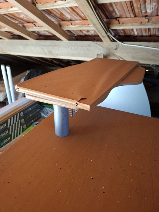 Secretária de quarto ou escritório