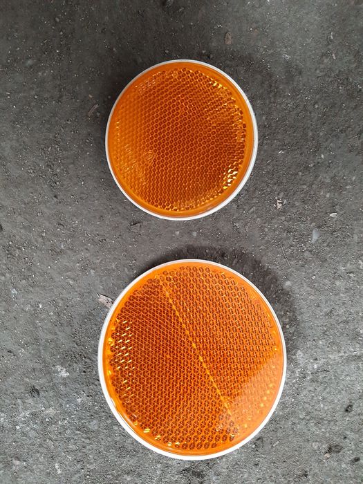 Odblask pomaranczowy z Wrzesni oryginał